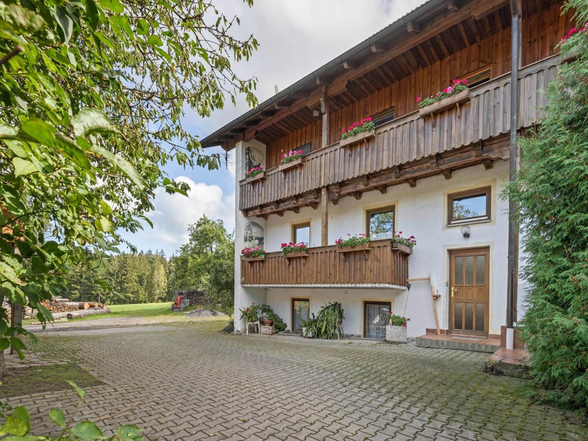 Farmhouse In Neukirchen Near Heiligen Blut Neukirchen beim Heiligen Blut Esterno foto
